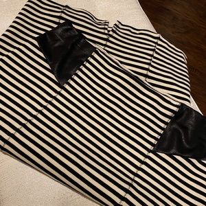 Jessica Simpson Striped Pencil Skirt